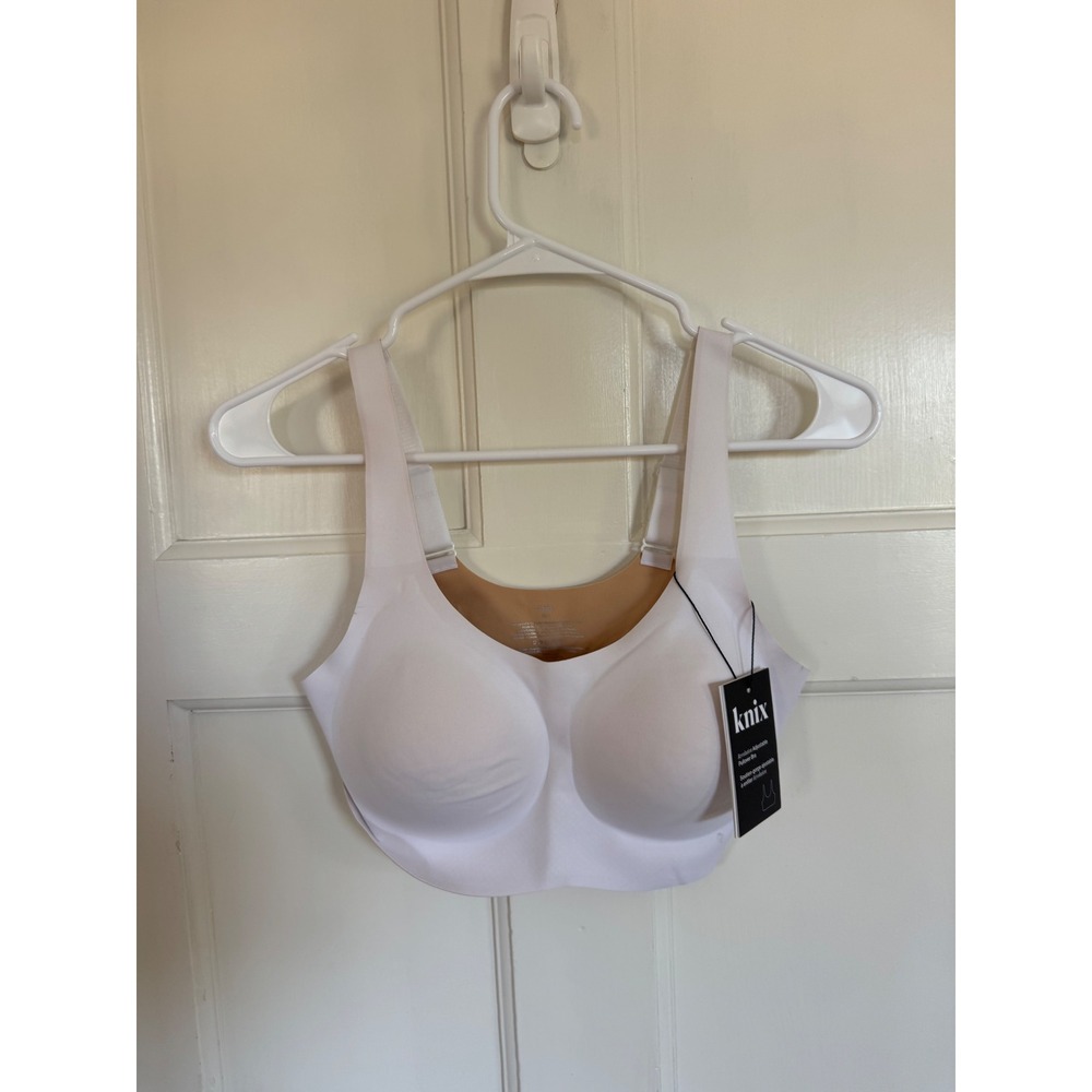 NWT Knix white Revolution pullover bra size M+
